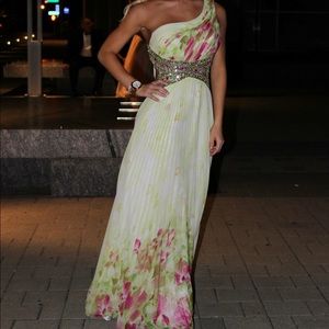 GORGEOUS Multicolor gown